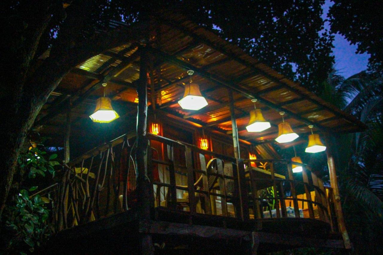 Experience The Comforts Of An Amazing Treehouseシギリヤ エクステリア 写真