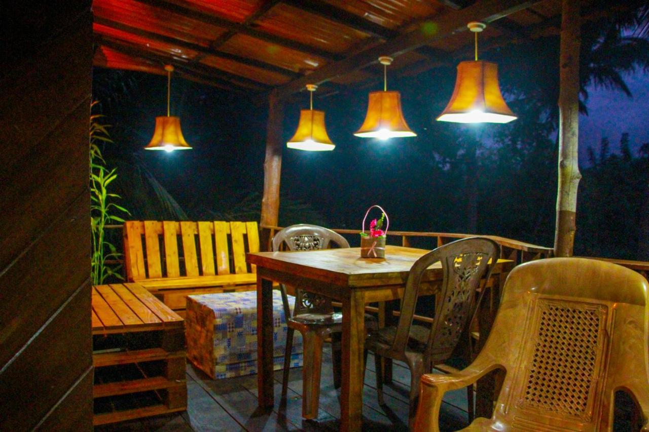 Experience The Comforts Of An Amazing Treehouseシギリヤ エクステリア 写真